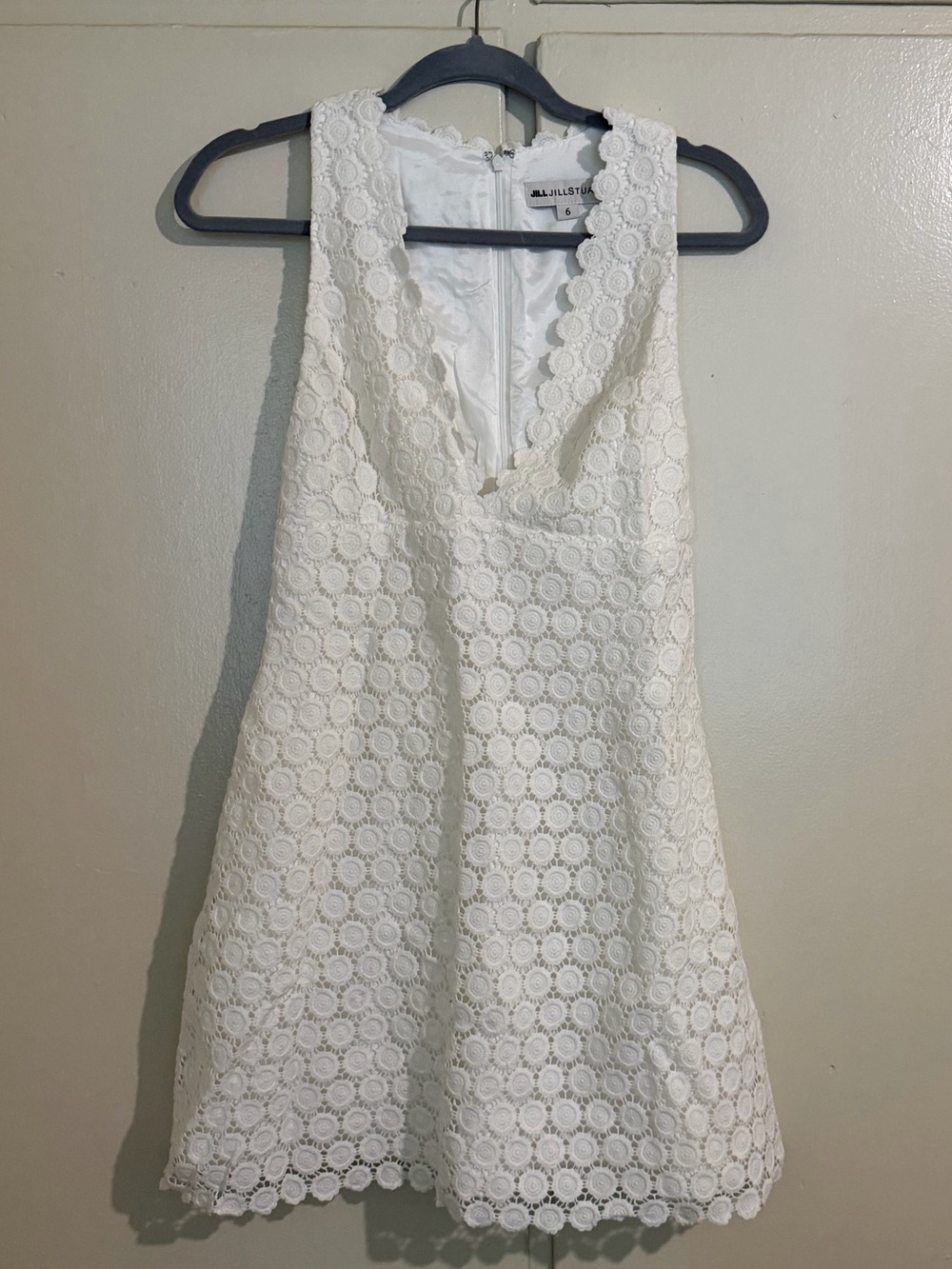 New size 6 Women's Lace Slip Dress -so cute